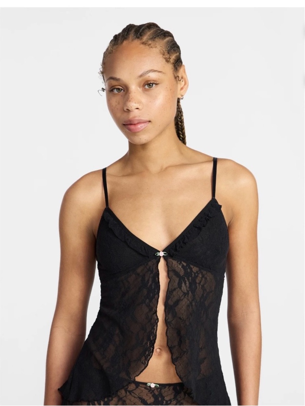 No Boundaries Lace Flyaway Cami Top, Women's Large